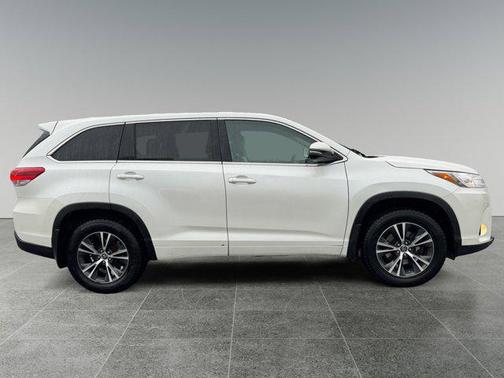 2018 Toyota Highlander LE Plus