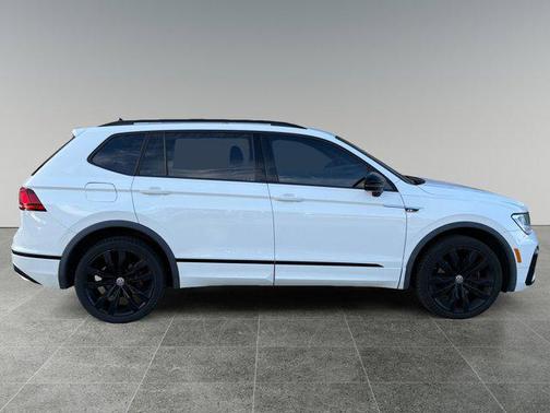 2020 Volkswagen Tiguan 2.0T SE R-Line Black 4MOTION