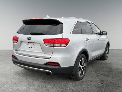 2017 Kia Sorento EX