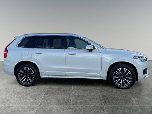 2020 Volvo XC90 T5 Momentum