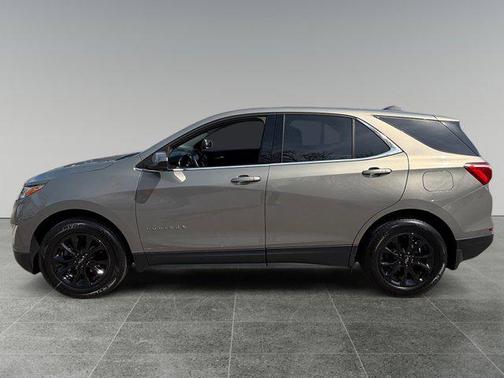 Pepperdust Metallic 2018 Chevrolet Equinox LT