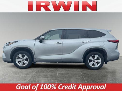 2022 Toyota Highlander LE