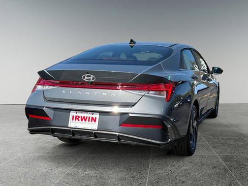 2025 Hyundai ELANTRA SEL