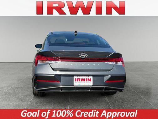 2025 Hyundai ELANTRA SEL