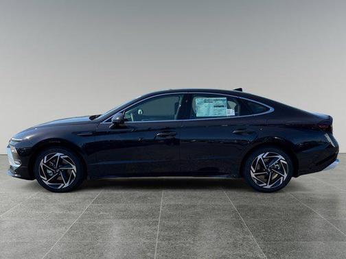 2026 Hyundai SONATA SEL