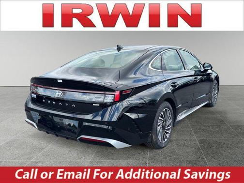 2025 Hyundai SONATA Hybrid Limited