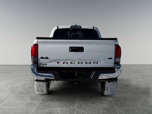 2018 Toyota Tacoma SR5