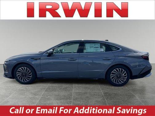 2025 Hyundai SONATA Hybrid Limited