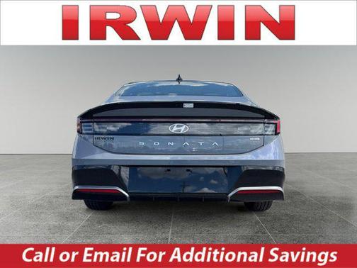 2025 Hyundai SONATA Hybrid Limited