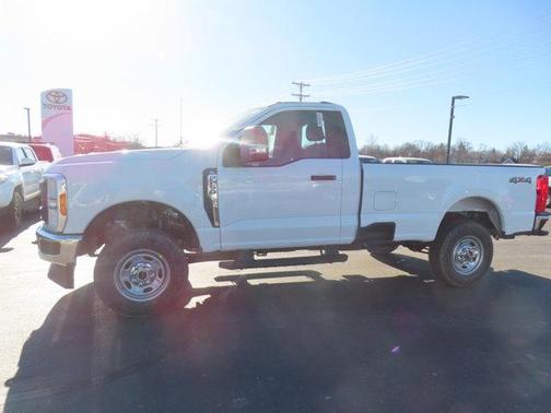 2025 Ford F-250 XL