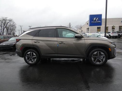 2025 Hyundai TUCSON Hybrid SEL Convenience