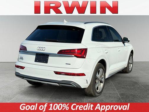 2022 Audi Q5 40 Premium Plus