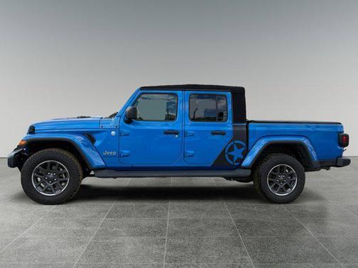Hydro Blue Pearlcoat 2021 Jeep Gladiator Overland