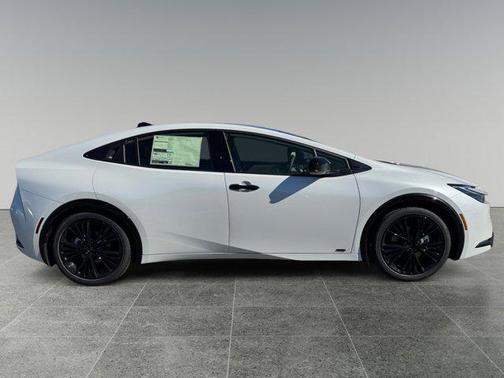 2026 Toyota Prius L