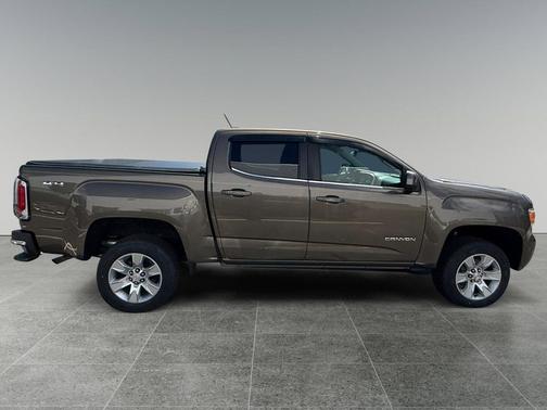 Bronze Alloy Metallic 2016 GMC Canyon SLE