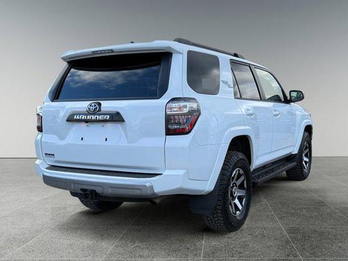2024 Toyota 4Runner TRD Off Road
