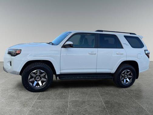 2024 Toyota 4Runner TRD Off Road