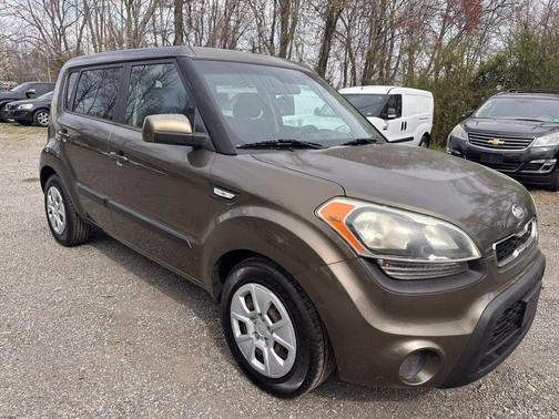 2013 Kia Soul Base