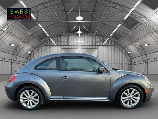 2012 Volkswagen Beetle 2.5L