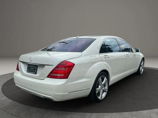 2013 Mercedes-Benz S-Class S 550 Sedan 4D