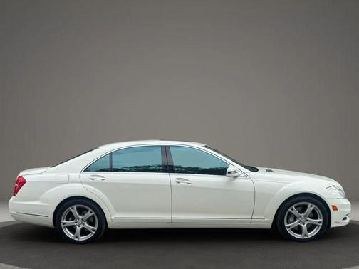 2013 Mercedes-Benz S-Class S 550 Sedan 4D