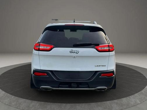 2015 Jeep Cherokee Sport