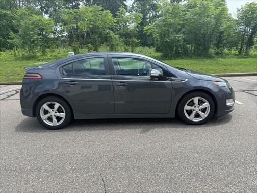 2013 Chevrolet Volt Base