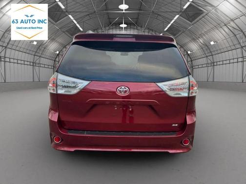 2013 Toyota Sienna SE