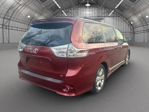 2013 Toyota Sienna SE