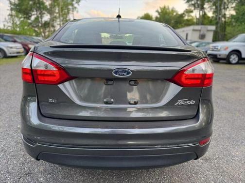 2016 Ford Fiesta SE