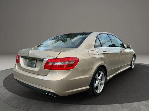 2010 Mercedes-Benz E-Class E 350 4MATIC Sedan 4D
