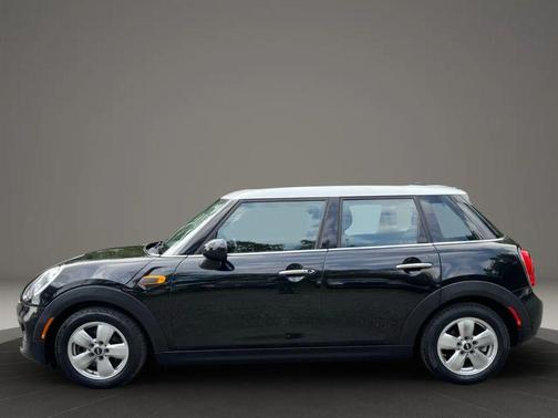 2016 MINI Hardtop Cooper