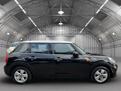 2016 MINI Hardtop Cooper