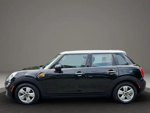 2016 MINI Hardtop Cooper