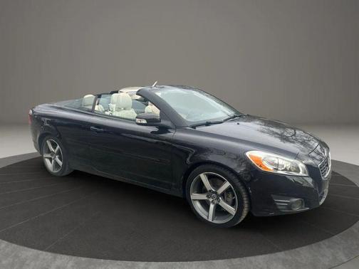 2011 Volvo C70 T5