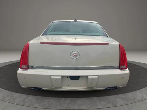 2011 Cadillac DTS Premium Collection