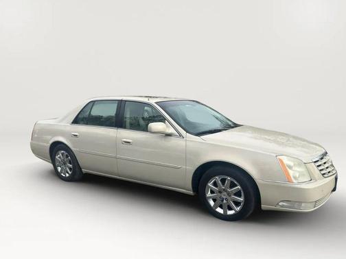 2011 Cadillac DTS Premium Collection