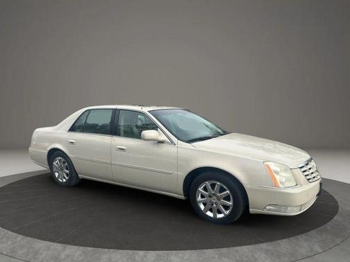 2011 Cadillac DTS Premium Collection