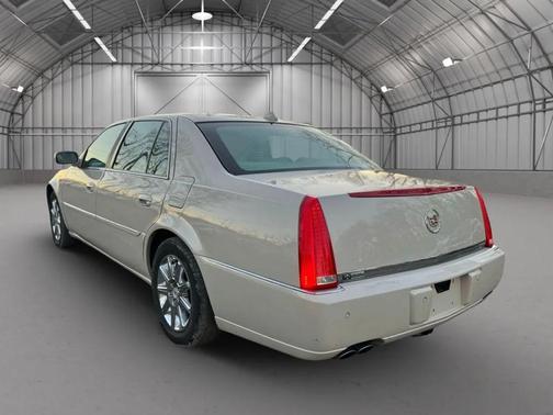 2011 Cadillac DTS Premium Collection