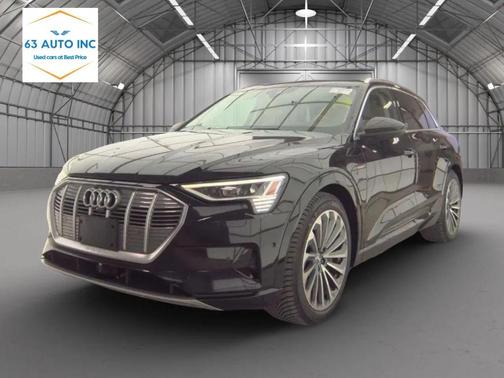 2019 Audi e-tron Premium Plus