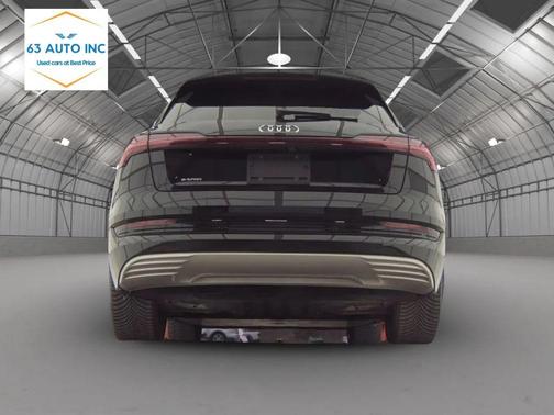 2019 Audi e-tron Premium Plus