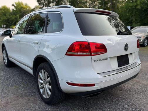 2013 Volkswagen Touareg VR6 Sport