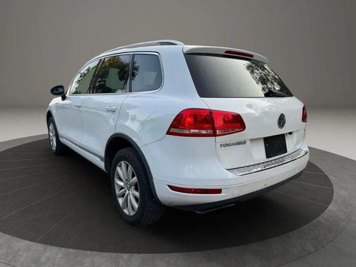 2013 Volkswagen Touareg VR6 Sport