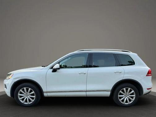 2013 Volkswagen Touareg VR6 Sport