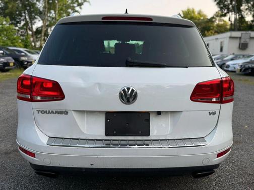 2013 Volkswagen Touareg VR6 Sport