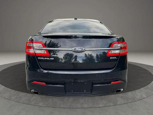 2016 Ford Taurus SEL