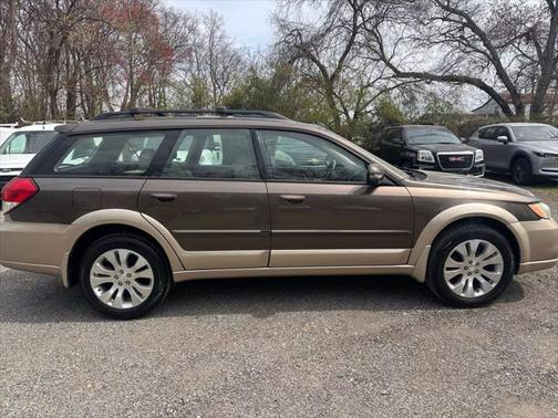 2008 Subaru Outback Base