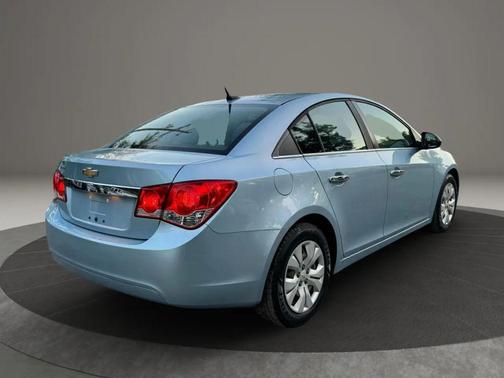 2012 Chevrolet Cruze LS