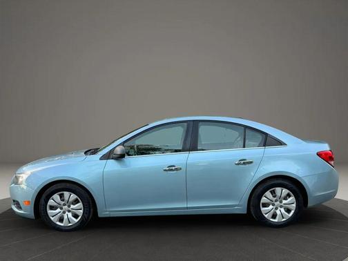 2012 Chevrolet Cruze LS