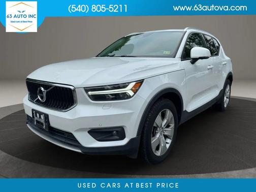 2021 Volvo XC40 T5 Momentum